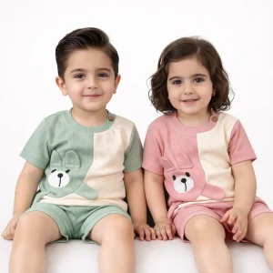 ست تیشرت شلوارک بچه گانه جنس کبریتی طرح خرس سایز 35 و 40 در 3 رنگ